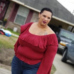 Meet your Posher, Lynelle